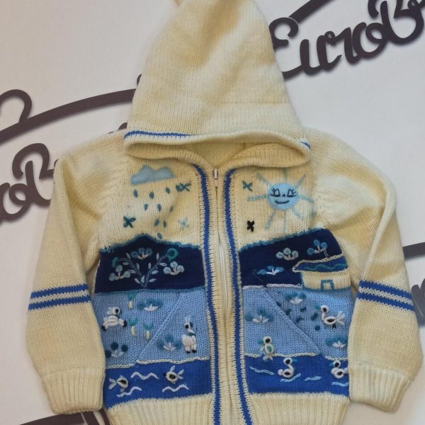 Свитер прим. на 1-1,5 года